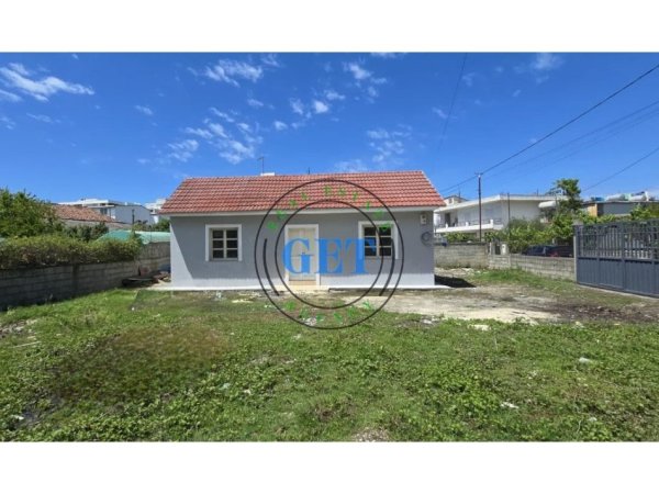 Durres, shitet Shtepi Private + Toke , 490 m² 78.000 € (Lagjia nr 15)