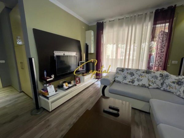Tirane, shitet apartament 2+1 Kati 2, 84 m² 115.000 € (KOMBINAT)