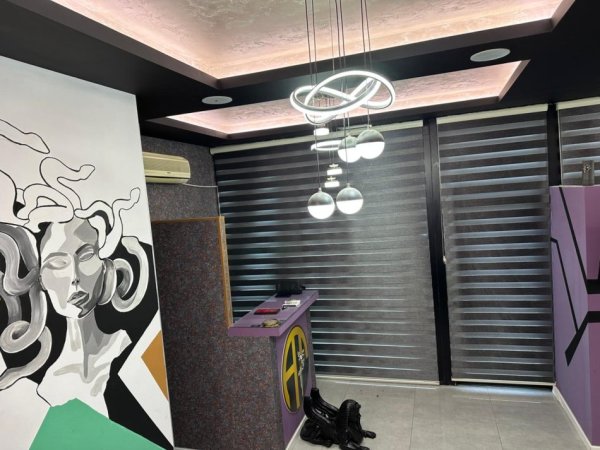 Tirane, shitet ambjent biznesi Kati 1, 120.000 € (&quot; Idriz Dollaku&quot;)