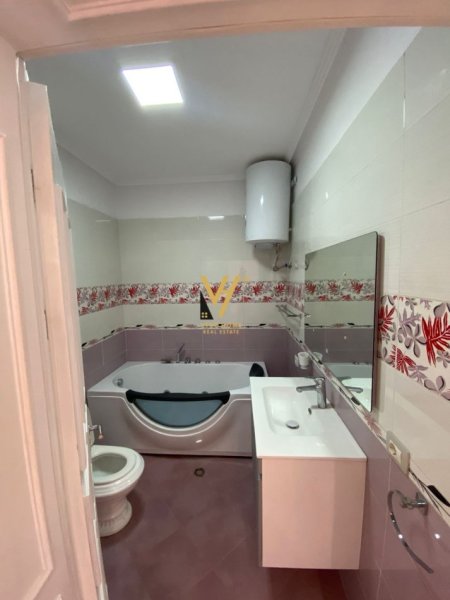 Tirane, shitet apartament 1+1+Ballkon Kati 1, 76 m² 145.000 € (KODRA E DIELLIT)