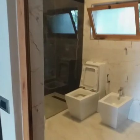 ✅️Jepet me Qera Hyrja 1+1 e mobiluar tek Fusha e Aviacionit afer Sheshi Shqiponjes, Kati 1, 60 m² 400 €