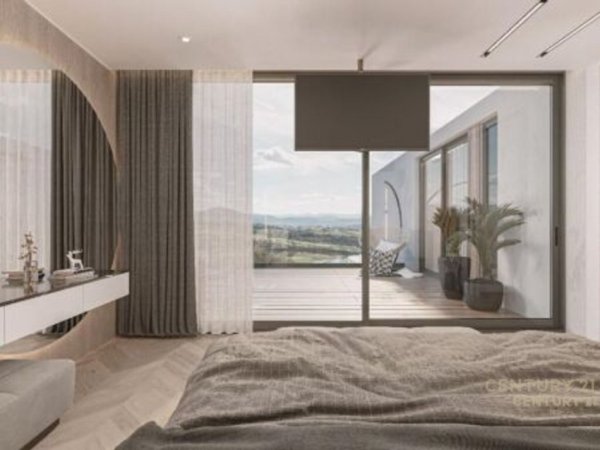 Tirane, shitet Vile 3+1+Aneks+Ballkon Kati 3, 344 m² 780.000 € (Farke)