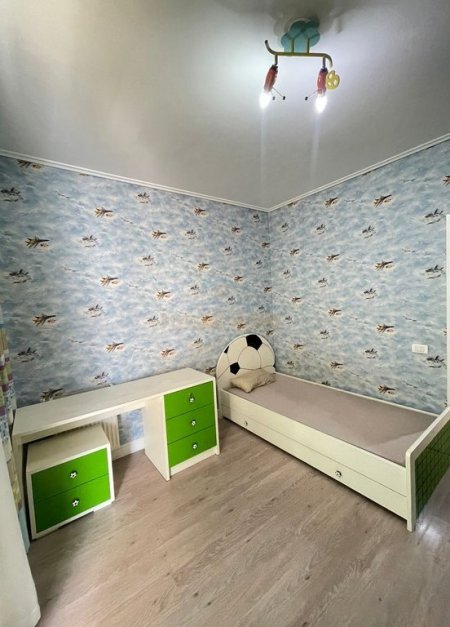 Tirane, jepet me qera apartament 2+1 Kati 7, 110 m² 700 € (Komuna Parisit Kika 1)