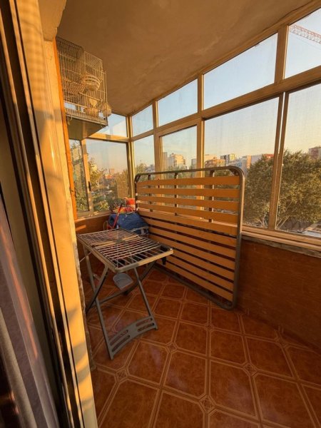 Tirane, jepet me qera apartament 2+1 Kati 5, 75 m² 600 € (Rruga Ferit Xhajko)