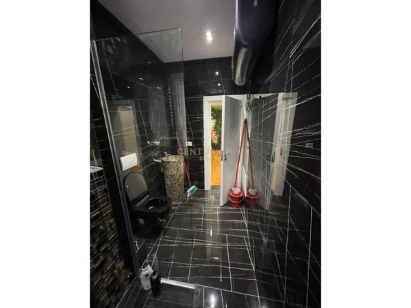 Shqiperi, jepet me qera apartament 1+1 Kati 6, 70 m² 800 € 