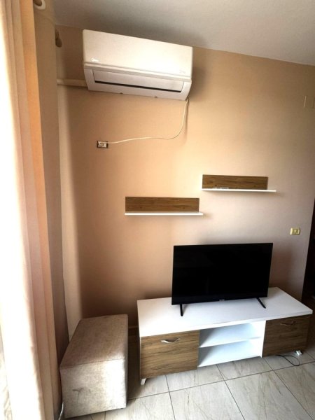 Jepet me Qera Super Apartament 1+1 ne Astir tek Pallatet Fratari 370 €