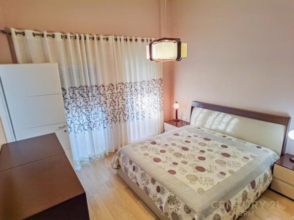 Tirane, jepet me qera Vile 4+1+Aneks+Ballkon Kati 2, 649 m² 3.000 € (Long Hill Residence)
