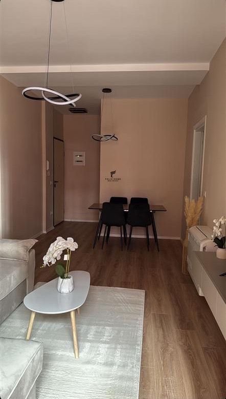 Tirane, shitet apartament 1+1 Kati 14, 89 m² 227.000 € (GARDEN BUILDING)