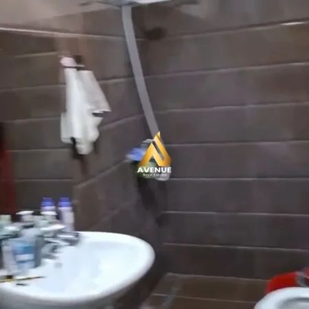 Tirane, jepet me qera apartament 2+1+Ballkon Kati 1, 100 m² 400 € 