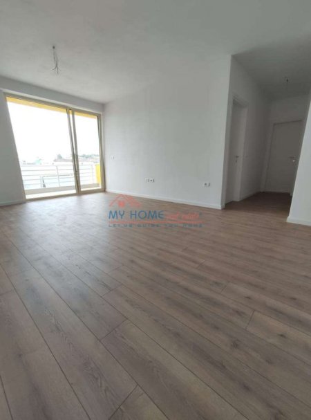 Tirane, shitet apartament 1+1+Ballkon Kati 3, 62 m² 83.000 € (Shkoze)