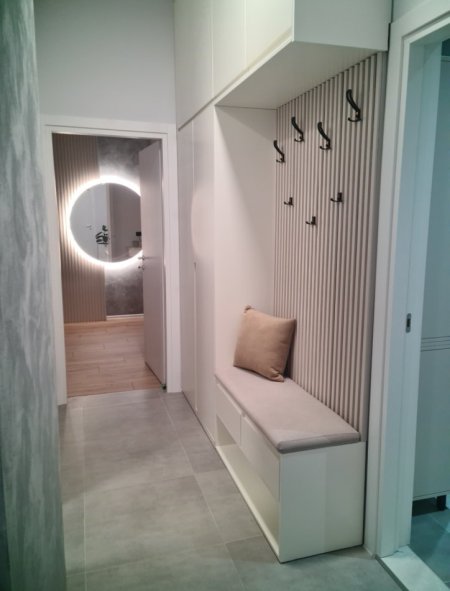 Tirane, jepet me qera apartament 3+1+Ballkon Kati 7, 105 m² 550 € (Rr. Muhamet Deliu)