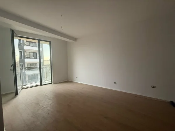 Tirane, shitet apartament 2+1+Ballkon Kati 2, 107 m² 230.000 € (Tek Rruga Mine Peza, ID 41211895)