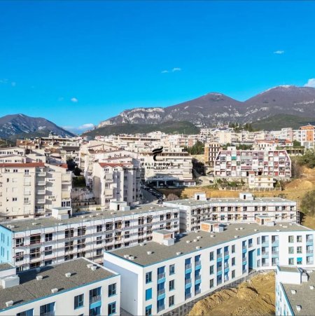 Tirane, shitet apartament 1+1 Kati 3, 69 m² 92.000 € (FRESKU)