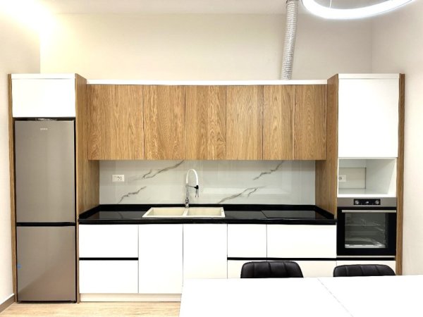 JEPET ME QERA APARTAMENT 2+1 I MOBILUAR TEK ZOGU I ZI, Kati 0, 70 m² 600 €URO