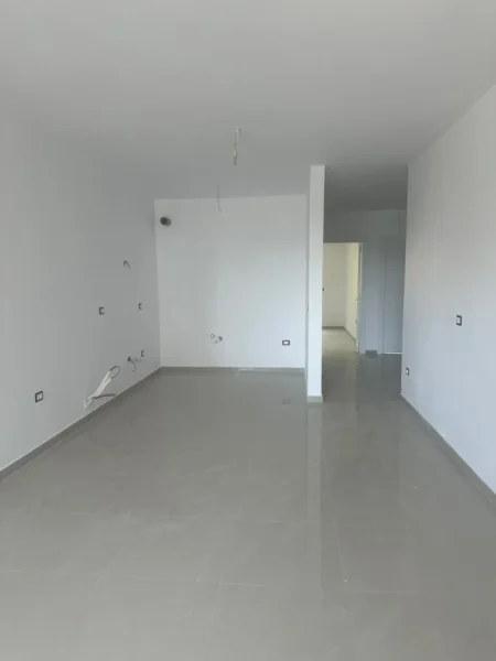 Durres, shitet apartament 2+1 Kati 3, 138 m² 285.000 € (Durres 