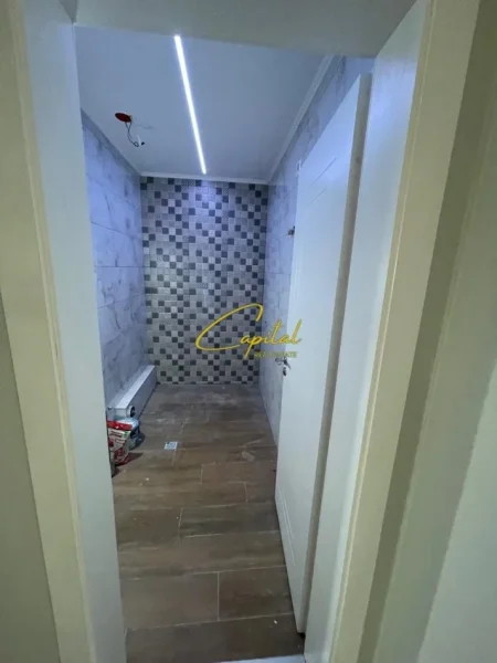 Tirane, shitet apartament 2+1  Kati 4, 124 m² 124.000 € (FRESKU)