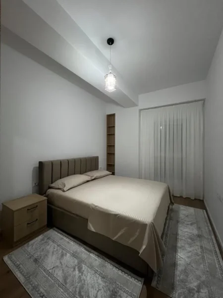 Tirane, jepet me qera apartament 1+1 Kati 4, 60 m² 450 € (Rezidenca Kaimi)