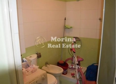 Tirane, jepet me qera apartament 3+1+Ballkon Kati 6, 146 m² 570 € (Astir)