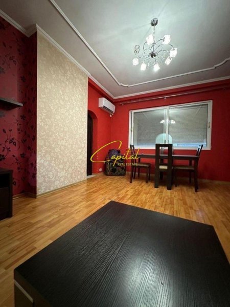 Tirane, jepet me qera apartament 1+1 Kati 1, 78 m² 500 € (21 DHJETORI)