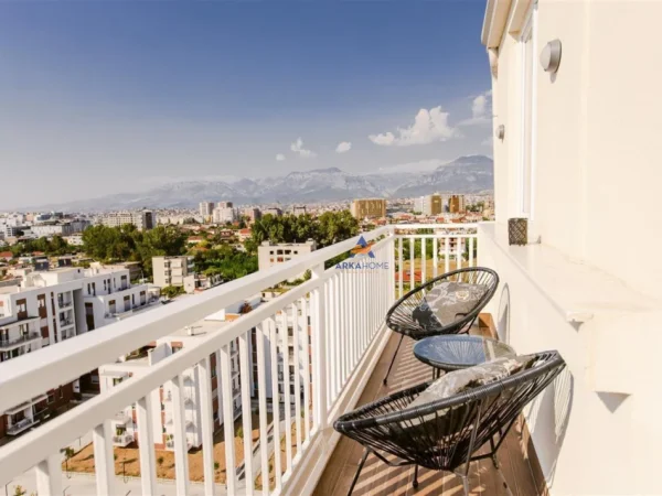 Tirane, jepet me qera apartament 1+1 Kati 9, 75 m² 55.000 € (Yona Astir, Vila L)