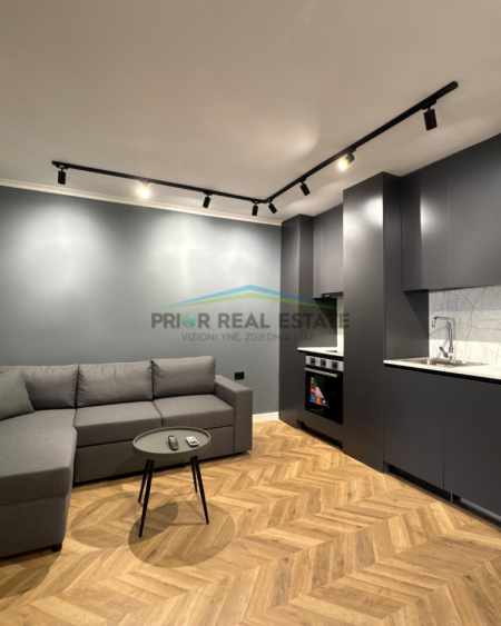 Tirane, shitet apartament 3+1+Aneks+Ballkon Kati 5, 107 m² 268.000 € (Mine Peza)