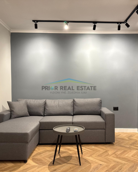 Tirane, shitet apartament 3+1+Aneks+Ballkon Kati 5, 107 m² 268.000 € (Mine Peza)