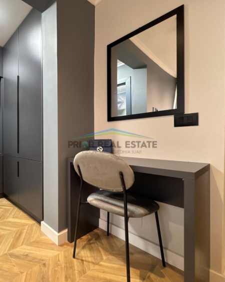Tirane, shitet apartament 3+1+Aneks+Ballkon Kati 5, 107 m² 268.000 € (Mine Peza)