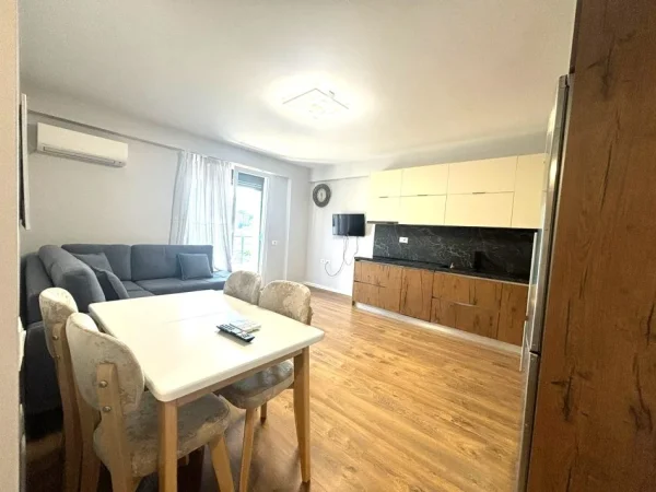 JEPET ME QIRA APARTAMENT 1+1 NE 5 MAJI, PAS CONCORDIT , 60 m²,500 €