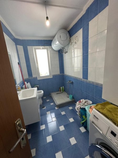 Tirane, shitet apartament 2+1 Kati 5, 70 m² 115.000 € (Oxhaku)