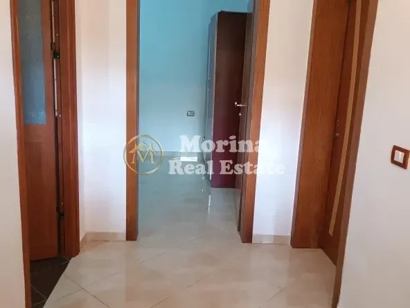 Tirane, jepet me qera apartament 1+1+Ballkon Kati 1, 75 m² 400 € (Spitali Amerikan 2)