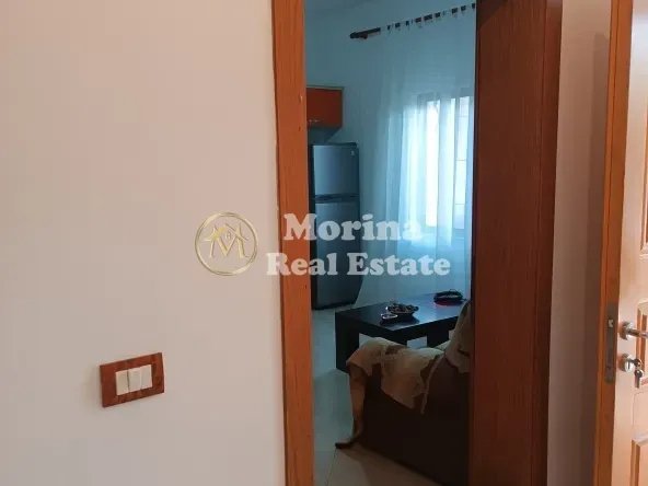 Tirane, jepet me qera apartament 1+1+Ballkon Kati 1, 75 m² 400 € (Spitali Amerikan 2)