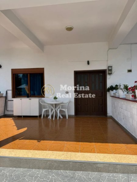 Tirane, jepet me qera garsonier Kati 1, 40 m² 300 € (Fusha Aviacionit)