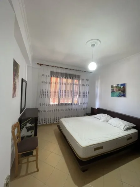 Tirane, jepet me qera apartament 2+1+Aneks+Ballkon Kati 6, 100 m² 470 € (Astir)