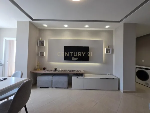 Durres, shitet apartament 3+1 Kati 3, 115 m² 175.000 € (Vollga , Durres)