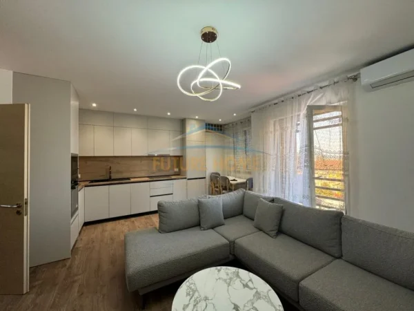 APARTAMENT 3+1 ME QERA, ARLIS FARMACIA 10