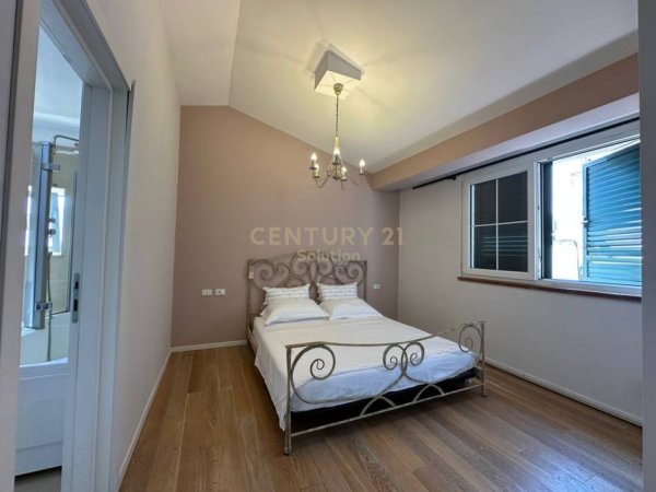 Tirane, jepet me qera apartament 2+1+Aneks+Ballkon Kati 5, 120 m² 1.000 € (Kodra e Diellit)
