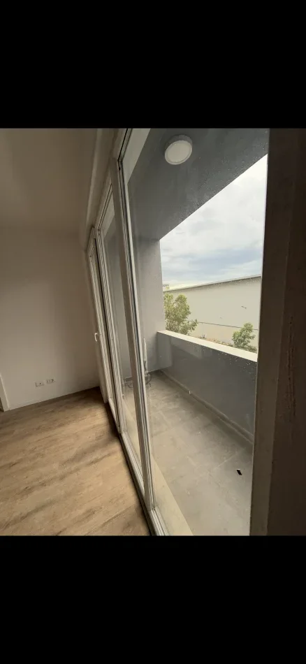 Tirane, shitet apartament 2+1+Ballkon Kati 2, 84 m² 93.000 € (Univers City Gati Per Banim Prane Parkut)