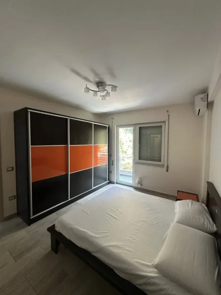 Durres, jepet me qera apartament 2+1+Aneks Kati 4, 111 m² (for Rent System 2+1+2 with 2 balconies • Seafront CURRILA)