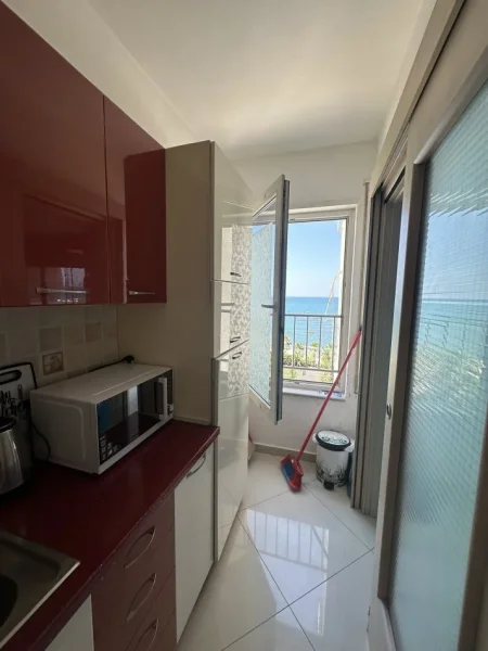 Durres, jepet me qera apartament 2+1+Aneks Kati 4, 111 m² (for Rent System 2+1+2 with 2 balconies • Seafront CURRILA)