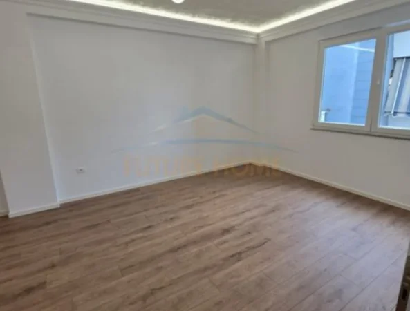 Tirane, shitet apartament 2+1 Kati 7, 96 m² 210.000 € (Rruga e Kavajës, prane qendres Condor.)