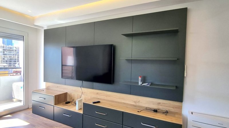 Tirane, jepet me qera apartament 1+1+Ballkon Kati 6, 60 m² 600 € (Rruga e Dibrrs)