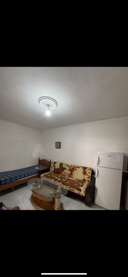 Tirane, jepet me qera apartament 1+1 Kati 1, 50 m² 30.000 € (Rruga Arkitekt Kasemi)
