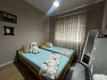 Tirane, shitet apartament 2+1+Ballkon Kati 5, 105 m² 130.000 € (Kashar)