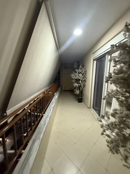 Tirane, jepet me qera apartament 2+1+Aneks+Ballkon Kati 6, 100 m² 600 € 