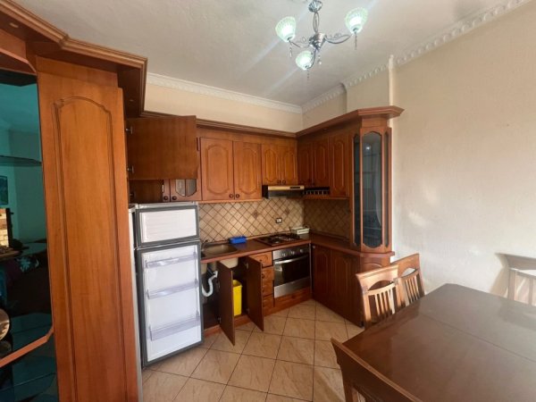 Tirane, shitet apartament 1+1 Kati 3, 77 m² 124.000 € (Don Bosko)