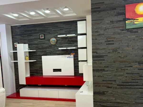 Tirane, shitet 1+1+Ballkon Kati 2, 76 m² 1.400.000 € 