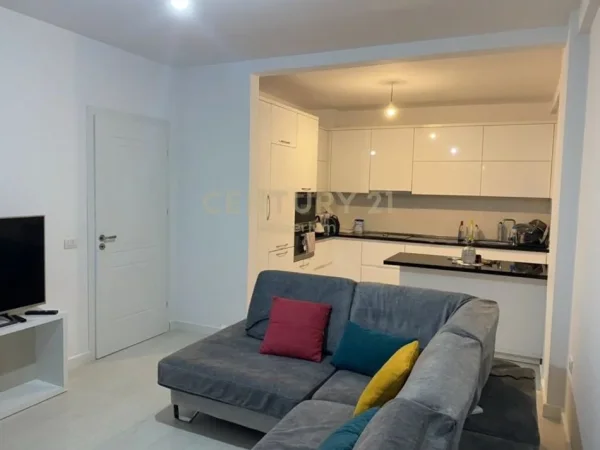 Tirane, shes apartament Kati 8, 97 m² 155.000 € (Astir)