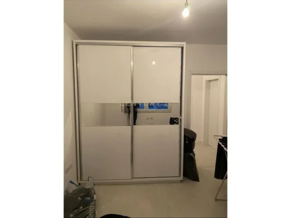 Tirane, shes apartament Kati 8, 97 m² 155.000 € (Astir)