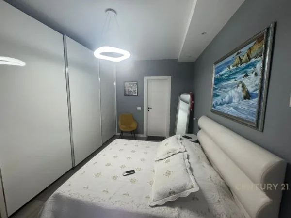 Tirane, shitet apartament duplex 2+1 Kati 4, 105 m² 239.000 € (Pallati ne Shigjeta)