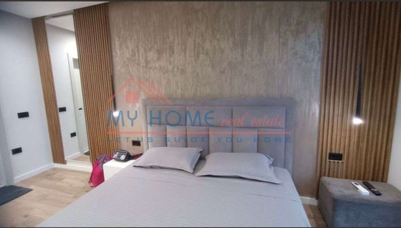 Tirane, jepet me qera apartament 2+1+Ballkon Kati 9, 105 m² 1.400 € (Rruga e Kosovareve)